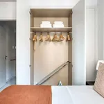 Rent 1 bedroom apartment of 50 m² in barcelona