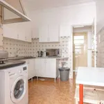 Rent a room in lisbon