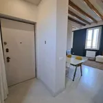 Rent 3 bedroom apartment of 85 m² in Milan