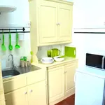 Rent 2 bedroom apartment of 45 m² in lisbon