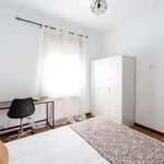 Rent a room of 99 m² in madrid