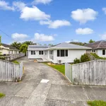 Rent 4 bedroom house of 160 m² in Upper Hutt