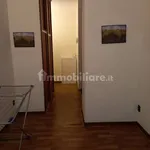 Affitto 1 camera appartamento di 90 m² in Piacenza