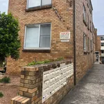 Rent 1 bedroom house in Coogee