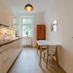 Rent 4 bedroom apartment of 65 m² in Berlin