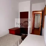 Rent 4 bedroom apartment of 101 m² in  Sevilla