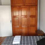 Rent 3 bedroom apartment in Lisbon