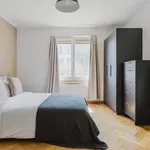 Miete 4 Schlafzimmer wohnung von 90 m² in Zürich