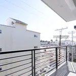 Rent 3 bedroom house of 146 m² in Los Angeles