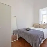 Rent a room in lisbon