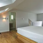 Rent a room of 150 m² in london