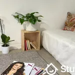 Rent 2 bedroom apartment of 20 m² in Paris