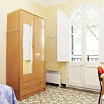 Rent a room of 90 m² in barcelona