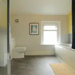 Rent 2 bedroom flat in Wales