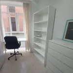 Rent 4 bedroom apartment of 100 m² in Málaga (El Ejido-La Merced-La Victoria)