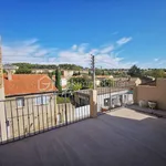 Appartement de 55 m² avec 3 chambre(s) en location à Salon-de-Provence