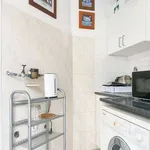 Rent 2 bedroom apartment of 40 m² in lisbon