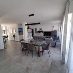 Rent 3 bedroom apartment of 100 m² in Bari