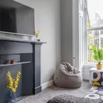 Rent 1 bedroom apartment of 398 m² in Glasgow