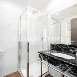 Rent 2 bedroom apartment of 72 m² in Prague