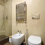 Rent 2 bedroom apartment of 45 m² in Milano