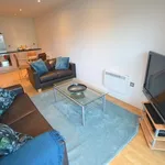 Rent 2 bedroom flat in Leeds