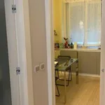 Rent 3 bedroom apartment of 90 m² in Milano