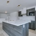 5 bedroom apartment of 1463 sq. ft in Sherbrooke