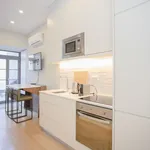 Rent 2 bedroom apartment of 50 m² in Porto