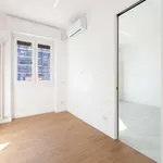 Rent 3 bedroom apartment of 70 m² in Milano