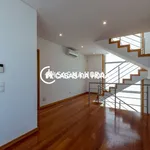 Rent 4 bedroom house of 433 m² in Vila Nova de Gaia