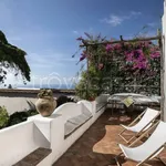 Rent 4 bedroom house of 130 m² in Anacapri