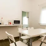 Rent a room of 145 m² in Madrid