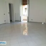 Rent 4 bedroom apartment of 137 m² in Bari