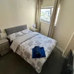 Rent 2 bedroom flat in Wales