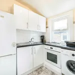 Rent 2 bedroom flat in London