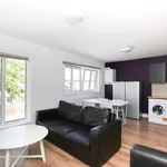 Rent 4 bedroom flat in Newcastle upon Tyne