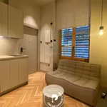 Alquilo 1 dormitorio casa de 23 m² en Madrid