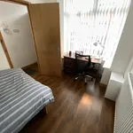 Rent 5 bedroom flat in Birmingham