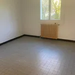 Rent 4 bedroom apartment in Aubenas