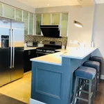 Rent 2 bedroom apartment of 78 m² in New York