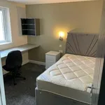 Rent 5 bedroom flat in Birmingham