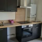 Appartement de 83 m² avec 4 chambre(s) en location à Fontaines-Saint-Martin