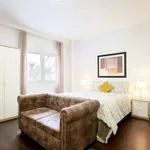 Rent 1 bedroom apartment of 33 m² in madrid