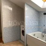 Rent 4 bedroom apartment of 90 m² in Padova