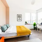 Miete 4 Schlafzimmer wohnung von 14 m² in Berlin