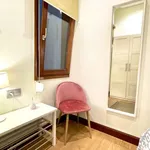 Rent a room of 170 m² in bilbao