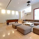 Rent 7 bedroom house of 1000 m² in Marbella