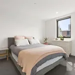 Rent 2 bedroom apartment in Melbourne