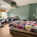 Rent 4 bedroom flat in Wealden